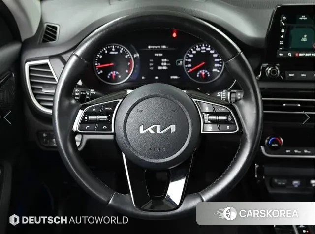 Kia Seltos 2022 Белый из Кореи, фото 4