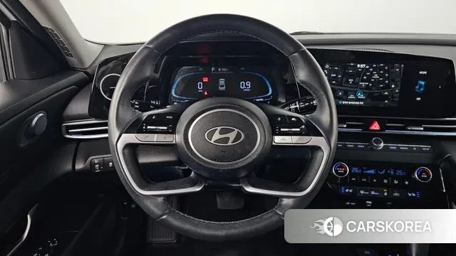 Hyundai The New Avante (CN7) 2023 Белый из Кореи, фото 4