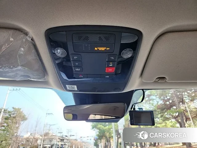 Kia Carnival 4th generation 2023 Белый из Кореи, фото 4