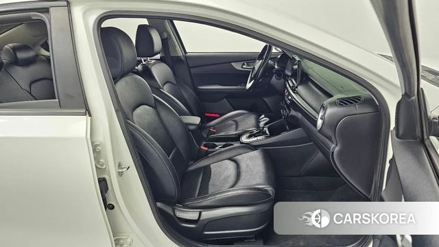 Kia Come New K3 2020 Белый из Кореи, фото 4