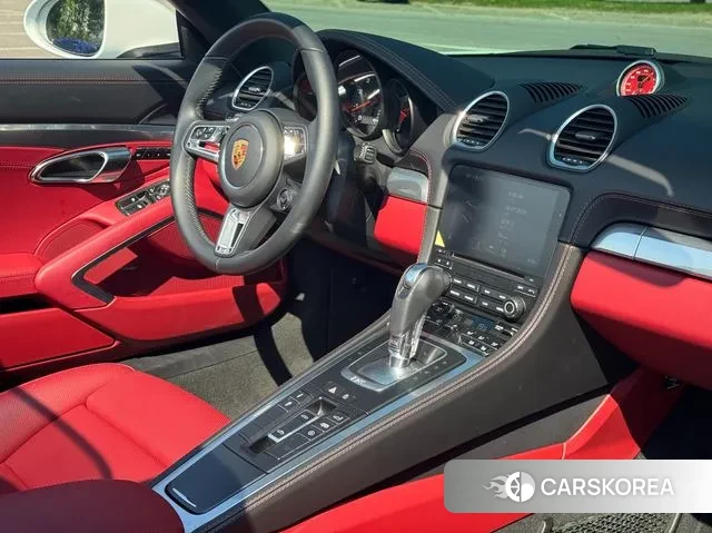 Porsche 718 Boxster 2021 Белый из Кореи, фото 4