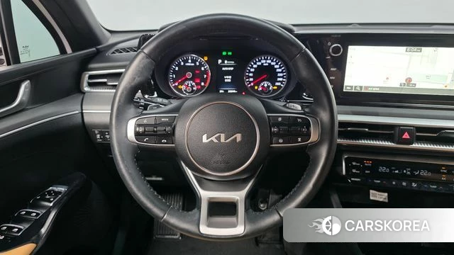 Kia K5 3rd generation 2023 Белый из Кореи, фото 4