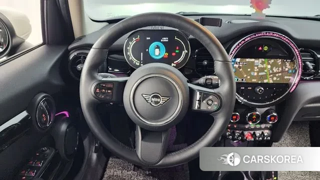 Mini Cooper 2023 Черный из Кореи, фото 4