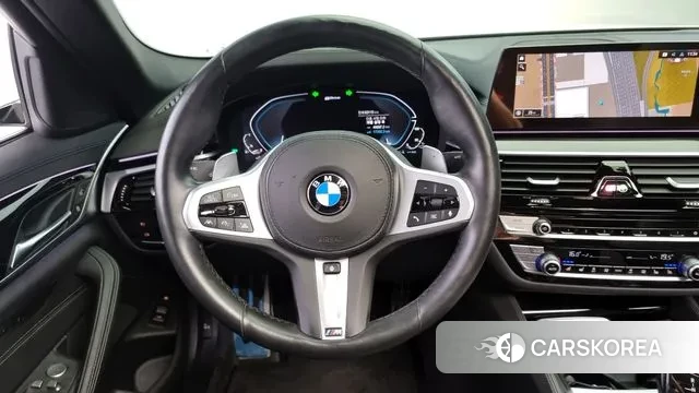 BMW 5 Series (G30) 2020 Белый из Кореи, фото 4