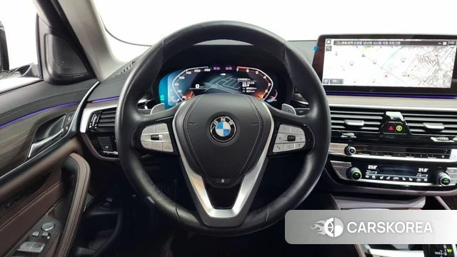 BMW 5 Series (G30) 2021 Белый из Кореи, фото 4