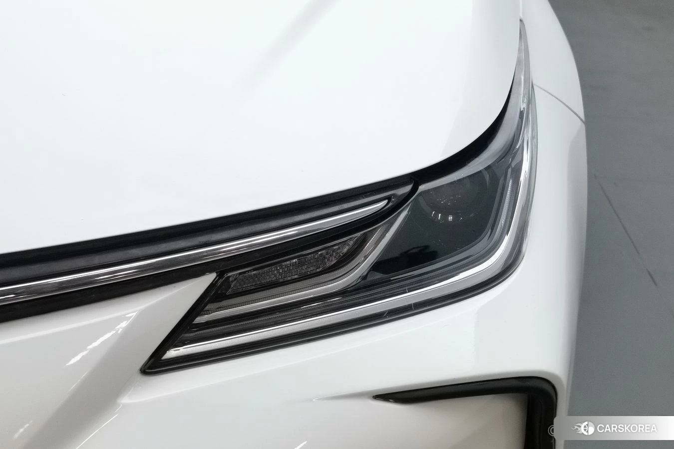 Toyota Corolla 2022 Белый из Китая, фото 4