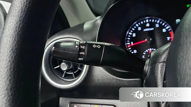 Kia The New K3 2nd generation 2021 Белый из Кореи, фото 4