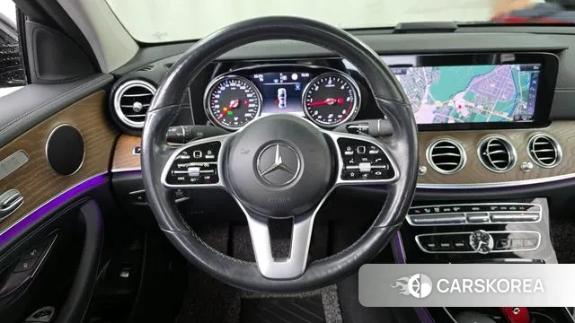 Mercedes-Benz E-Class W213 2019 Черный из Кореи, фото 4