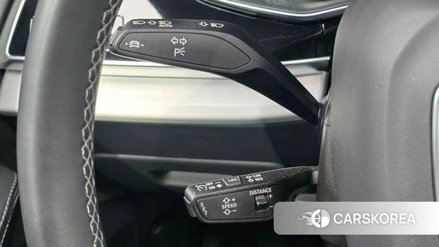 Audi Q8 (4M) 2022 Серый из Кореи, фото 4