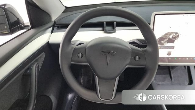 Tesla Model Y 2023 Черный из Кореи, фото 4