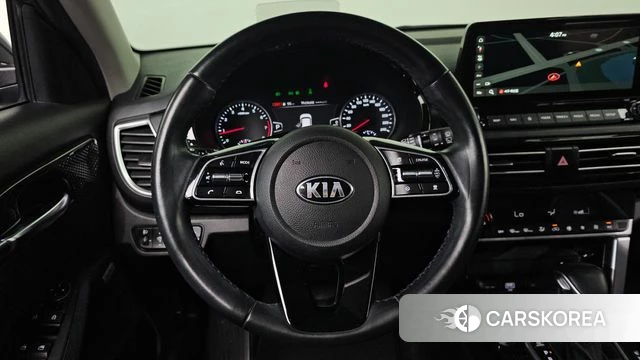 Kia Seltos 2021 Серый из Кореи, фото 4