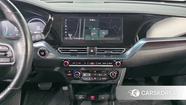 Kia Niro Plus 2022 Белый из Кореи, фото 4