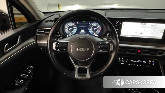 Kia K5 3rd generation 2023 Черный из Кореи, фото 4