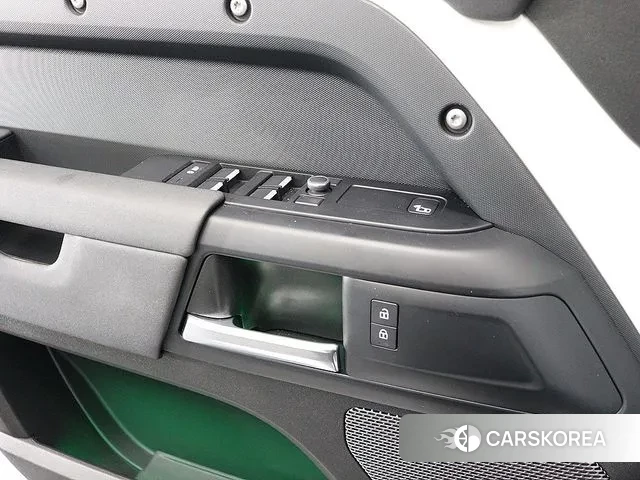 Land Rover Defender (L663) 2020 Белый из Кореи, фото 4