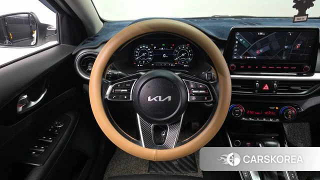 Kia The New K3 2nd generation 2022 Белый из Кореи, фото 4