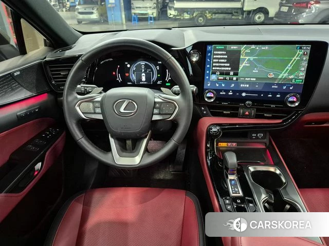 Lexus NX350h Second generation 2024 Песочный из Кореи, фото 4