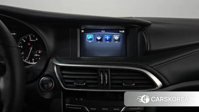 Infiniti Q30 2018 Синий из Кореи, фото 4
