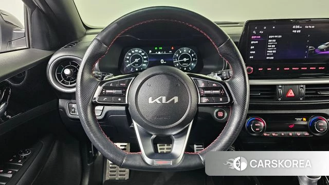 Kia The New K3 2nd generation 2022 Белый из Кореи, фото 4