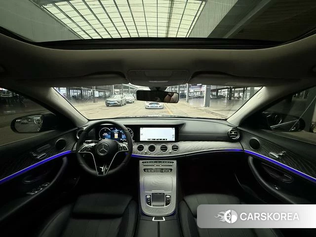 Mercedes-Benz E-class 2021 Черный из Китая, фото 4