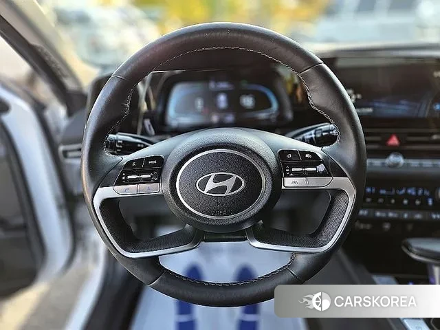 Hyundai The New Avante (CN7) 2023 Белый из Кореи, фото 4