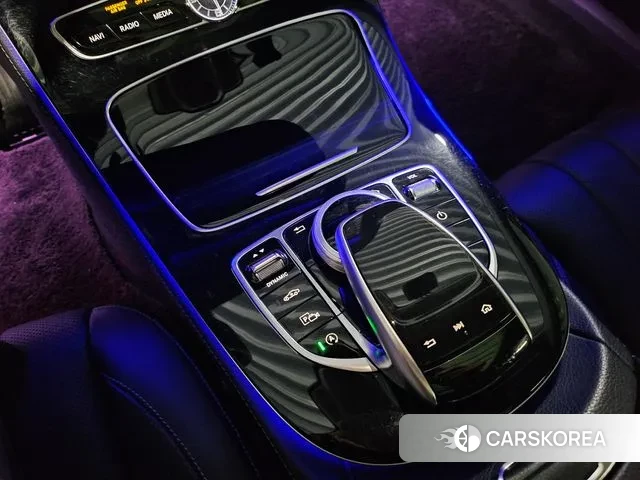 Mercedes-Benz E-Class W213 2018 Белый из Кореи, фото 4