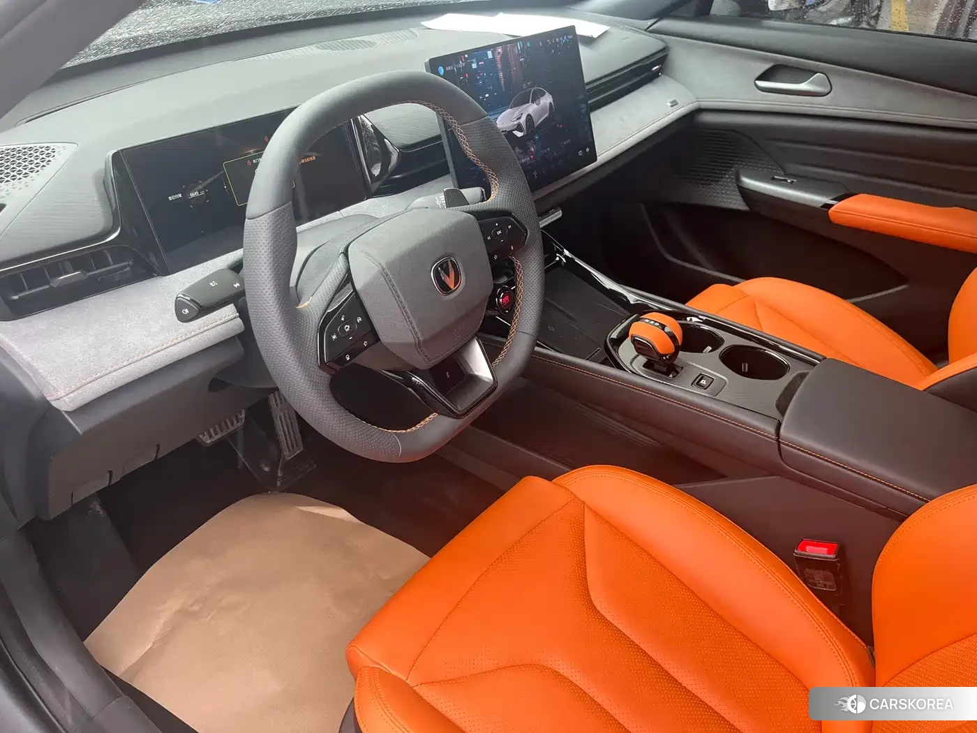 Chang'an UNI-V 2026 Silver/gray из Китая, фото 4