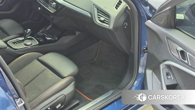 BMW 1 Series (F40) 2020 Синий из Кореи, фото 4
