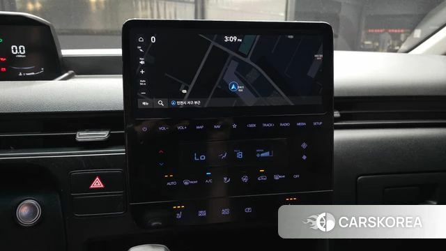 Hyundai Staria 2023 Белый из Кореи, фото 4