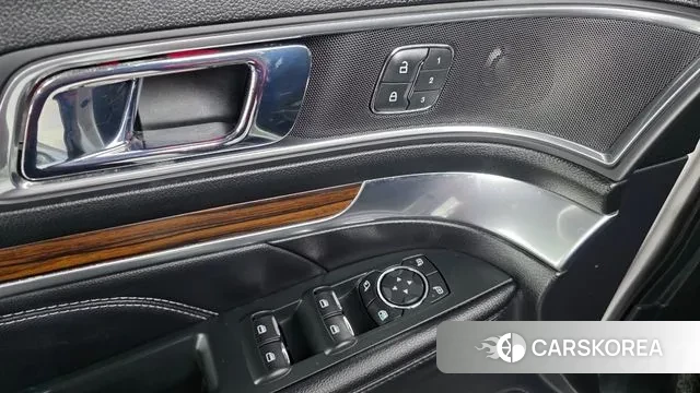 Ford Explorer 2019 Белый из Кореи, фото 4
