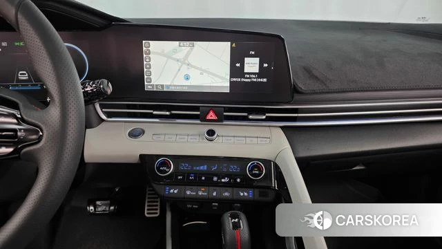 Hyundai Avante Hybrid (CN7) 2021 Белый из Кореи, фото 4