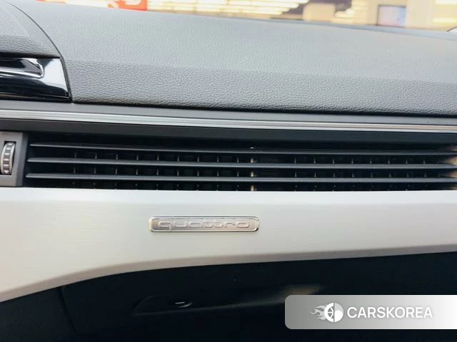 Audi A5 2023 Зеленый из Китая, фото 4