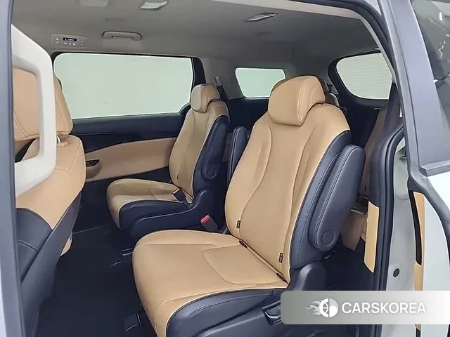 Kia Carnival 4th generation 2023 Белый из Кореи, фото 4