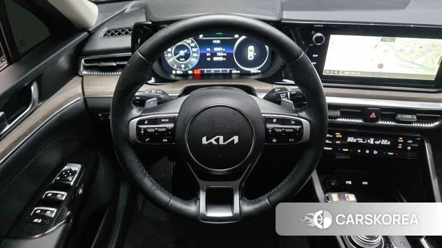 Kia K5 3rd generation 2023 Черный из Кореи, фото 4