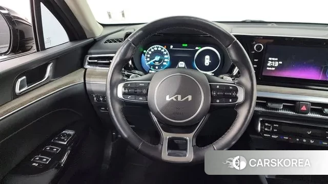 Kia K5 Hybrid 3rd Generation 2023 Черный из Кореи, фото 4