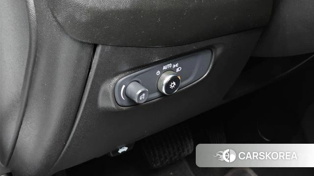 Chevrolet (GM Daewoo) The New Equinox 2022 Белый из Кореи, фото 4