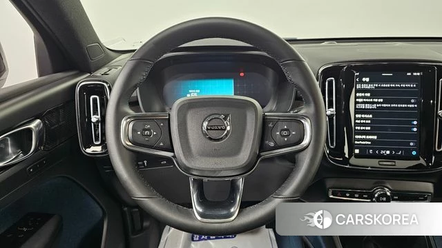 Volvo C40 Richards 2022 Белый из Кореи, фото 4