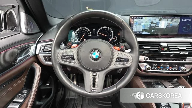 BMW 5 Series (G30) 2018 Белый из Кореи, фото 4