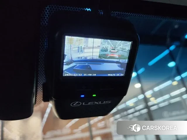 Lexus ES300h 7th generation 2022 Песочный из Кореи, фото 4