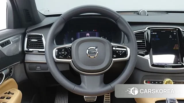 Volvo XC90 second Generation 2023 Белый из Кореи, фото 4