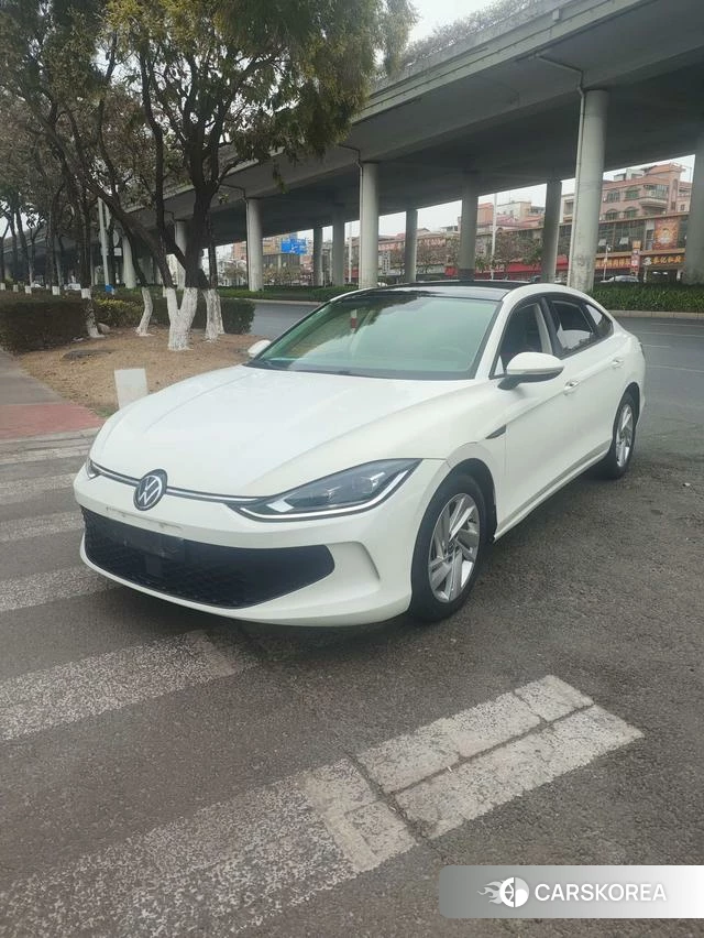 Volkswagen Lingdu 2022 Белый из Китая, фото 4