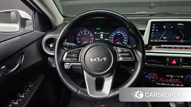 Kia The New K3 2nd generation 2021 Белый из Кореи, фото 4