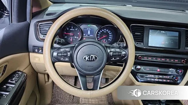 Kia The New Carnival 2018 Белый из Кореи, фото 4