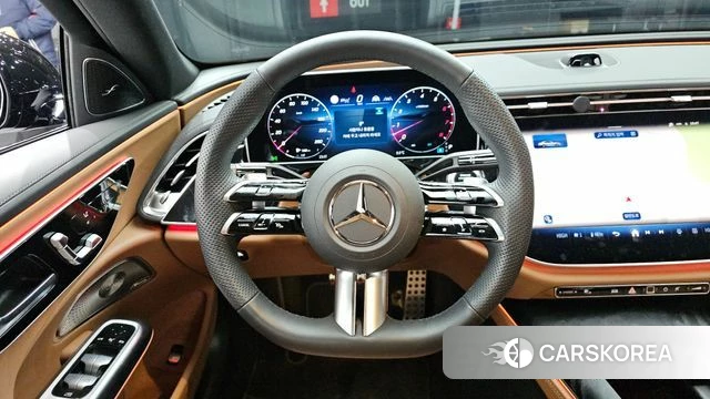 Mercedes-Benz E-Class W214 2025 Черный из Кореи, фото 4
