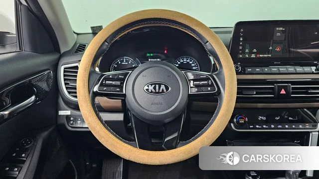 Kia Seltos 2021 Белый из Кореи, фото 4