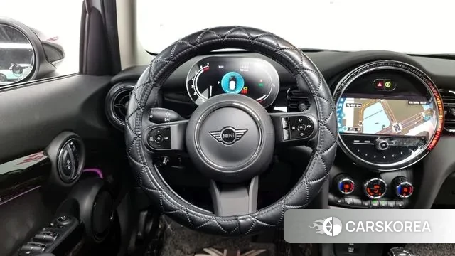 Mini Cooper 2021 Серебряный из Кореи, фото 4