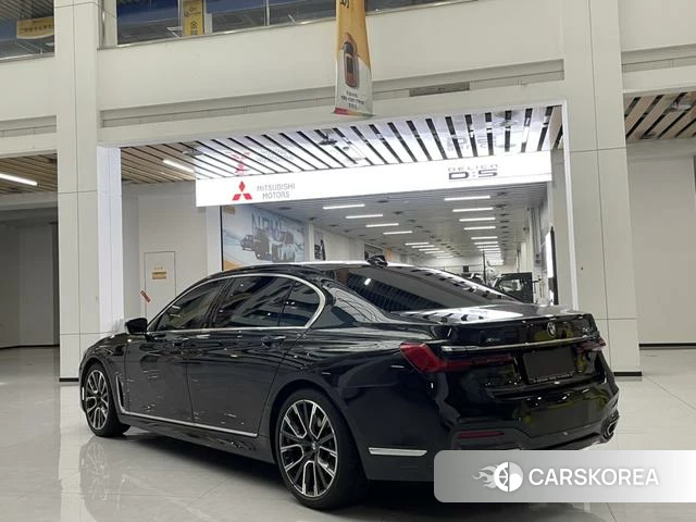 BMW 7 series 2022 Черный из Китая, фото 4