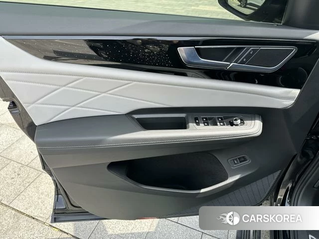 Volkswagen Tourang 2023 Черный из Китая, фото 4