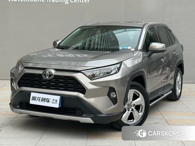 Toyota RAV4 Rongfang 2021 Серебристо-серый из Китая, фото 4