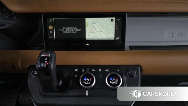 Land Rover Defender (L663) 2024 Черный из Кореи, фото 4