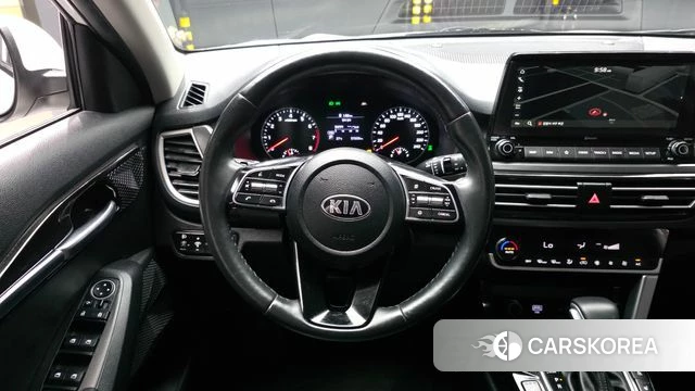 Kia Seltos 2021 Белый из Кореи, фото 4